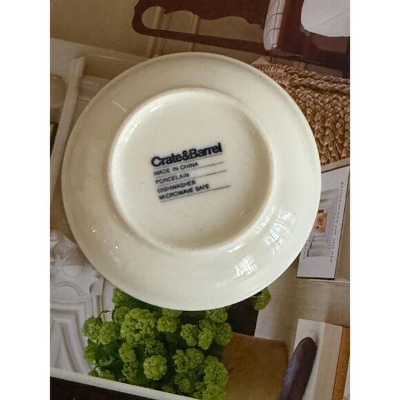 Blue and White Coastal Dish - Picture 4 of 4